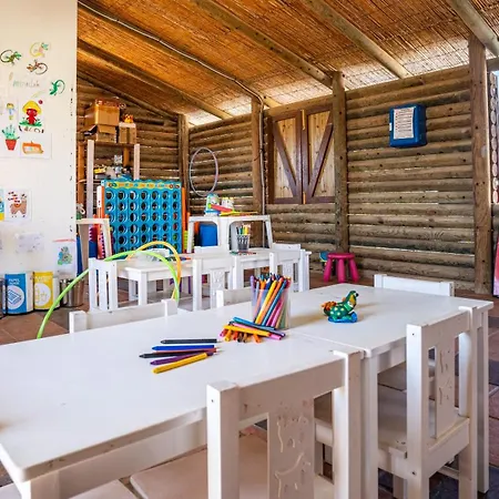 Bluesea Alyssa فندق 4*