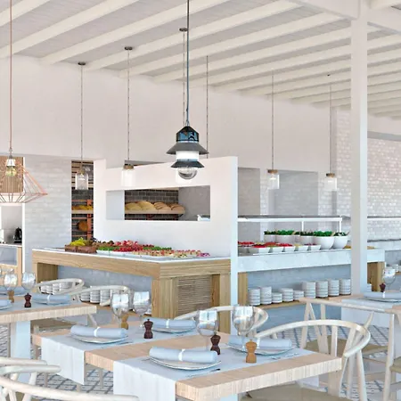 Bluesea Alyssa فندق 4*